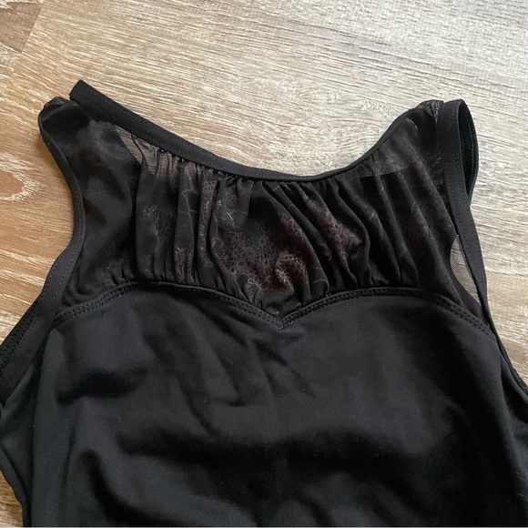 Capezio Black and Gold detail Leotard Small - Picture 5 of 6